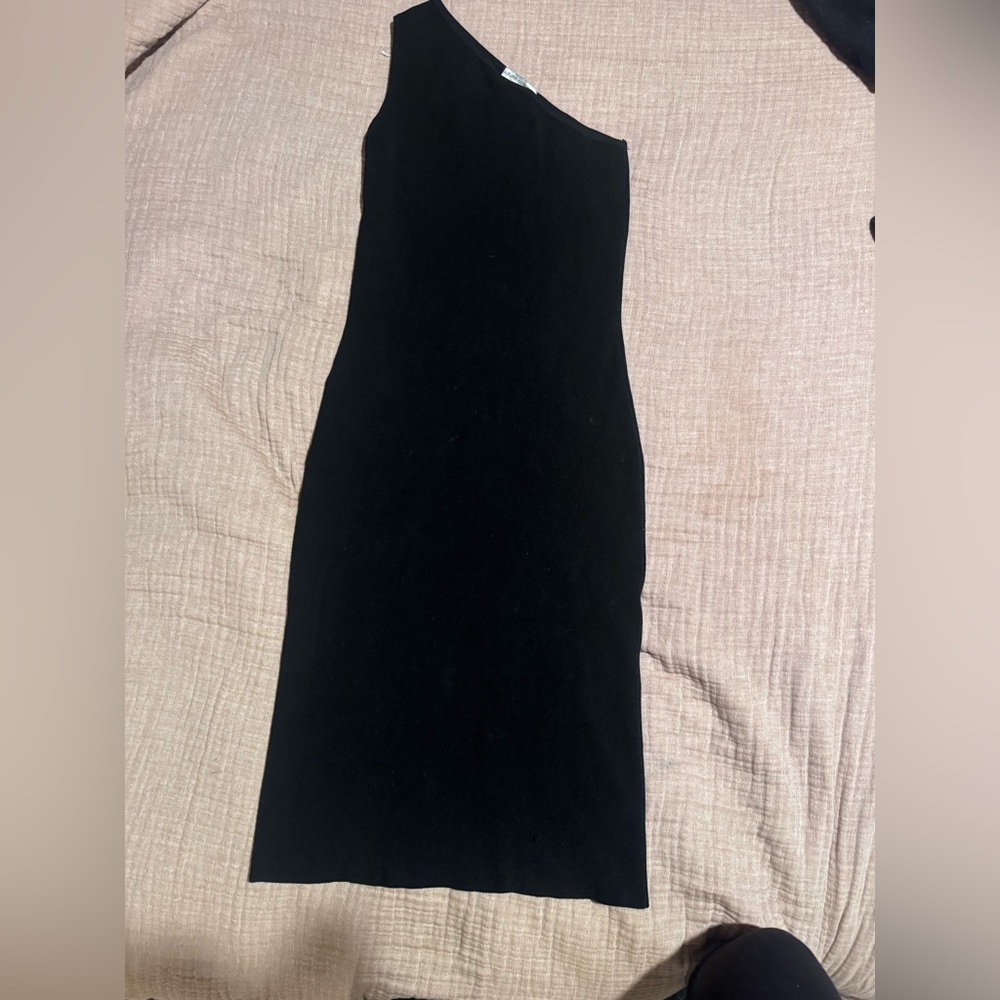 Autumn Cashmere One Shoulder Dress black